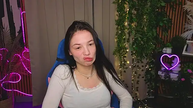 MaryFlorez online show from 04/08/26, 04:18