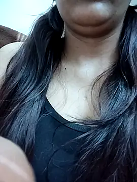 Kajal-hott online show from 04/09/26, 03:50