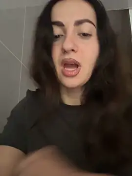 KarolDolly05 online show from 05/28/26, 01:41