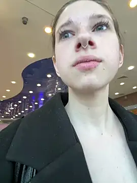 michelle lovique online show from 05/27/26, 07:49