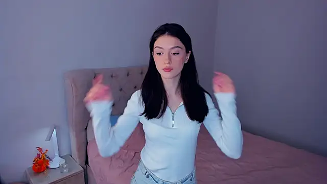 Snapshot of LibbieSchworm chatting on 04/12/26, 06:07 LibbieSchworm online show from 04/12/26, 06:07