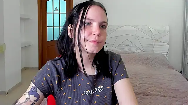 Kitty Lilit  online show from 04/07/26, 02:28