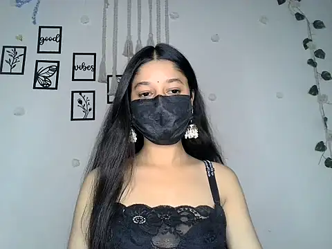 Snapshot of HOT_SNEHA4 chatting on 06/26/26, 05:34 HOT SNEHA4 online show from 06/26/26, 05:34