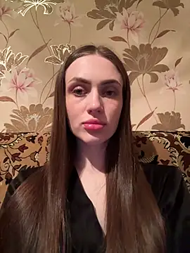 Snapshot of AlinaLove3213 chatting on 04/11/26, 06:01 AlinaLove3213 online show from 04/11/26, 06:01