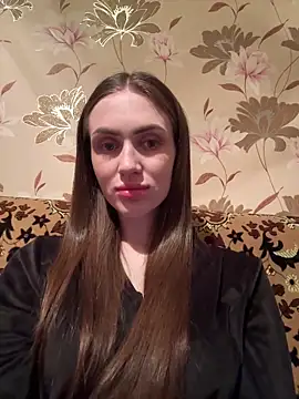 Snapshot of AlinaLove3213 chatting on 04/13/26, 06:02 AlinaLove3213 online show from 04/13/26, 06:02