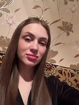 AlinaLove3213 online show from 04/24/26, 07:38