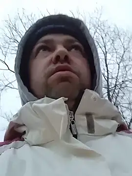 Snapshot of Luceriusbigass chatting on 12/09/24, 06:01 Luceriusbigass online show from 12/09/24, 06:01