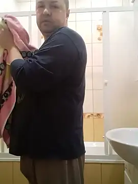 Snapshot of Luceriusbigass chatting on 02/11/25, 11:10 Luceriusbigass online show from 02/11/25, 11:10