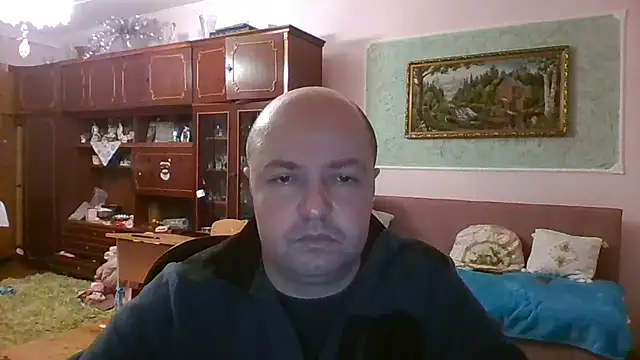 Snapshot of Luceriusbigass chatting on 02/26/25, 05:17 Luceriusbigass online show from 02/26/25, 05:17