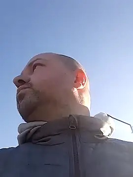 Snapshot of Luceriusbigass chatting on 03/20/25, 03:14 Luceriusbigass online show from 03/20/25, 03:14