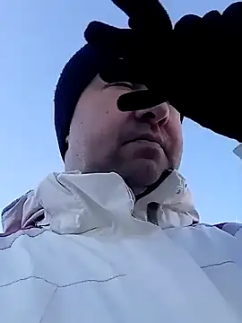 Snapshot of Luceriusbigass chatting on 11/24/25, 10:59 Luceriusbigass online show from 11/24/25, 10:59