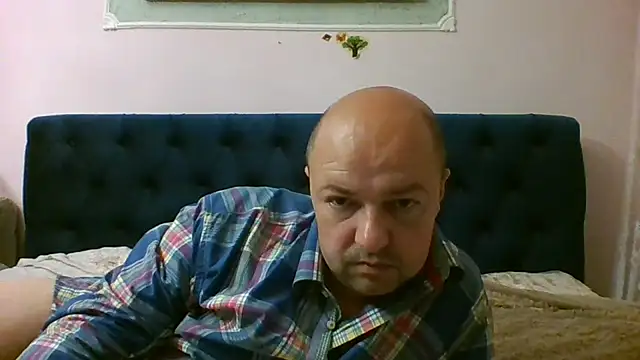 Snapshot of Luceriusbigass chatting on 07/08/26, 08:02 Luceriusbigass online show from 07/08/26, 08:02