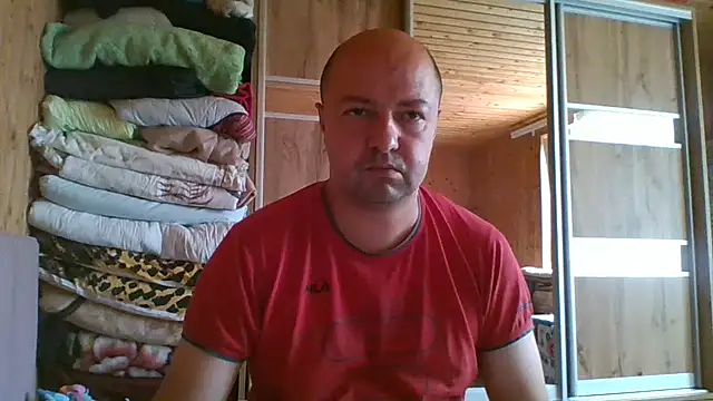 Snapshot of Luceriusbigass chatting on 07/19/26, 09:24 Luceriusbigass online show from 07/19/26, 09:24