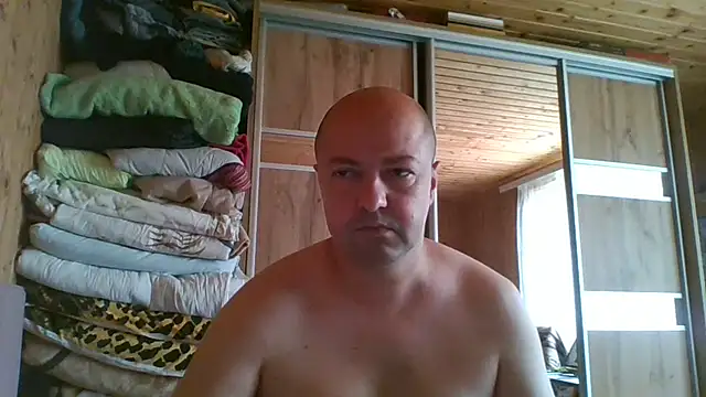 Snapshot of Luceriusbigass chatting on 07/25/26, 08:34 Luceriusbigass online show from 07/25/26, 08:34