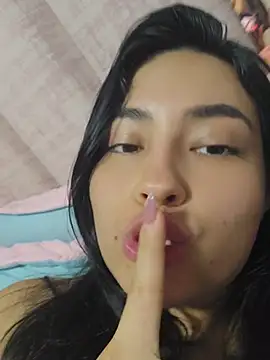 VioletRousee online show from 07/03/26, 12:06