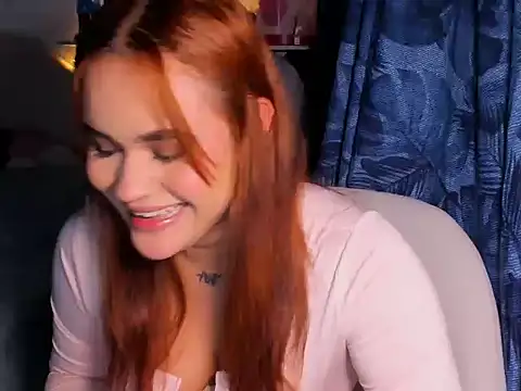 Snapshot of Sabrina_Darkness chatting on 05/19/26, 06:09 Sabrina Darkness online show from 05/19/26, 06:09