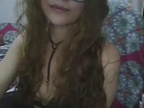 Snapshot of Lannah__ chatting on 04/28/26, 02:27 Lannah online show from 04/28/26, 02:27