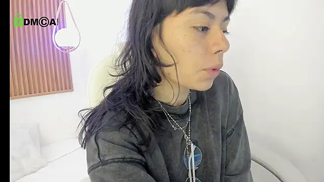 ghostmila online show from 05/07/26, 01:49