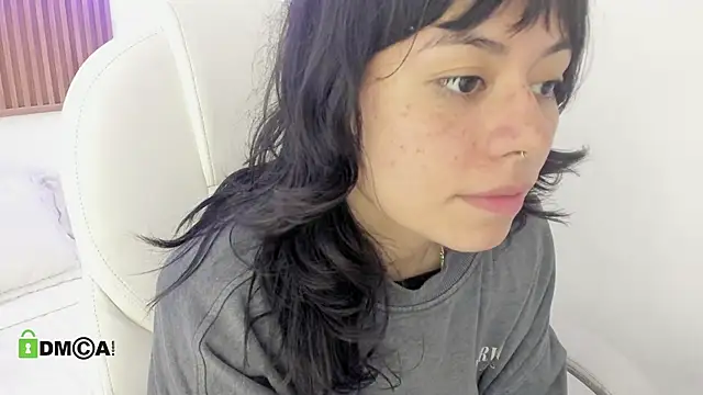 ghostmila online show from 05/11/26, 04:04