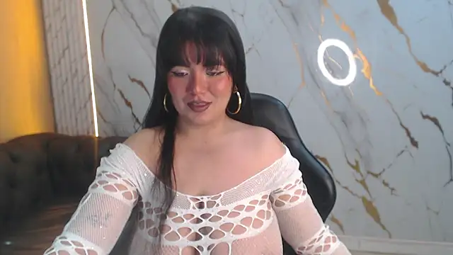 Snapshot of Sasha_tf chatting on 06/14/26, 01:02 Sasha tf online show from 06/14/26, 01:02