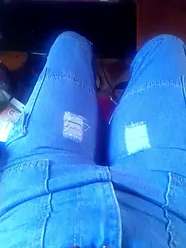 Snapshot of Rolivhuwa4321 chatting on 04/08/26, 12:27 Rolivhuwa4321 online show from 04/08/26, 12:27