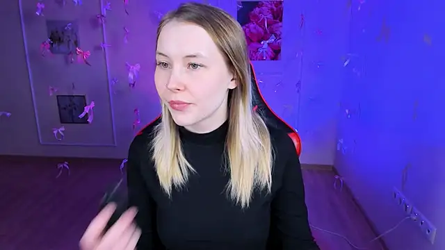 yourella online show from 04/17/26, 09:01