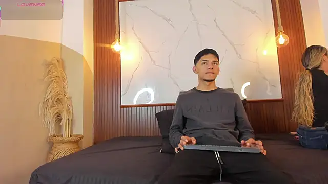 Eroticxcouple online show from 05/20/26, 05:30