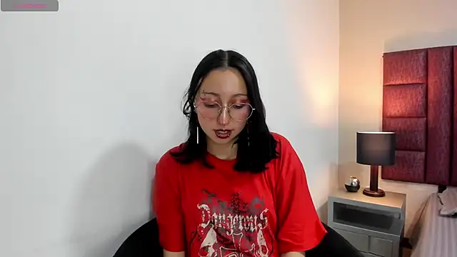 Snapshot of NixShadow chatting on 05/12/26, 10:29 NixShadow online show from 05/12/26, 10:29