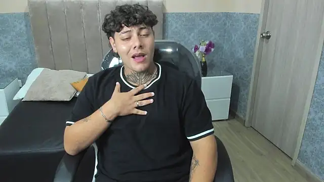 DAMON SALVATTORE online show from 04/09/26, 04:01