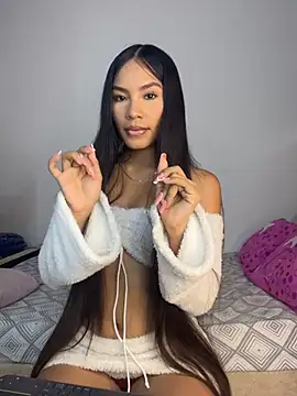 pocahontasbaby  online show from 05/14/26, 01:45