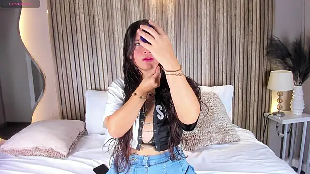 NicolSantos online show from 04/15/26, 11:39