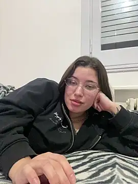 cherryxxox online show from 04/26/26, 01:03