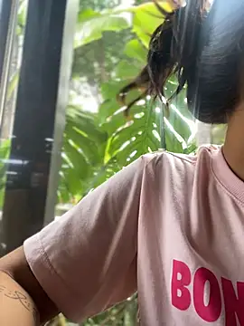 Hana-Parker online show from 05/26/26, 08:16