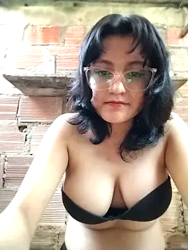 sienna elara online show from 04/26/26, 11:08