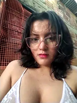 sienna elara online show from 05/05/26, 10:34