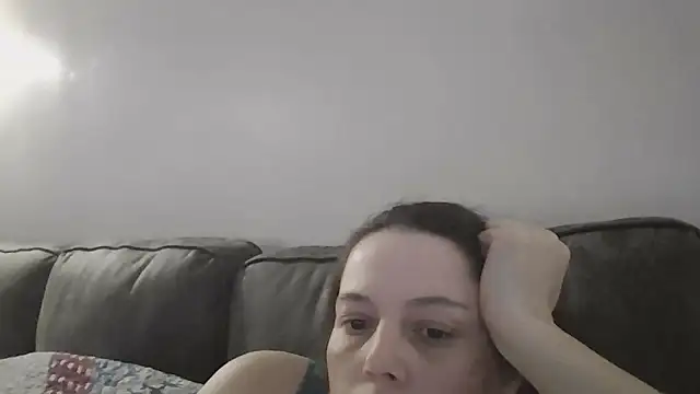 lily1982 online show from 04/26/26, 04:32