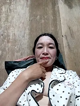vanlucky2 online show from 05/18/26, 04:07