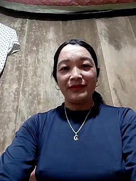 Snapshot of vanlucky2 chatting on 06/22/26, 03:58 vanlucky2 online show from 06/22/26, 03:58