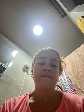 Natigoonzalez online show from 05/21/26, 01:18