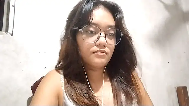 OliviaCarchi online show from 05/02/26, 11:48