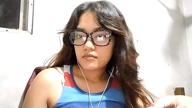 OliviaCarchi online show from 05/15/26, 10:22