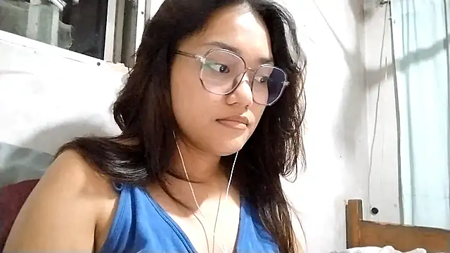 OliviaCarchi online show from 05/16/26, 01:32