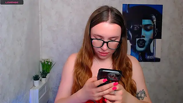 KassiaRayne  online show from 05/18/26, 06:30