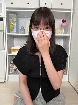 Snapshot of Kannanoko_ chatting on 04/14/26, 05:02 Kannanoko online show from 04/14/26, 05:02