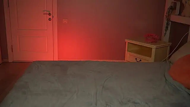 LilElfies online show from 04/09/26, 09:53