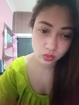 Snapshot of Hot_Soniya_08 chatting on 06/25/26, 05:07 Hot Soniya 08 online show from 06/25/26, 05:07