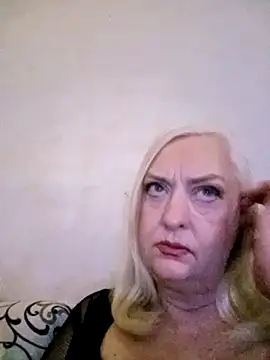 Julia20X online show from 04/24/26, 12:51