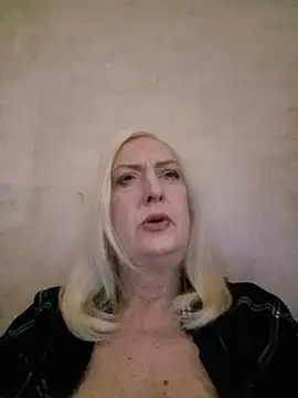 Julia20X online show from 05/10/26, 09:58