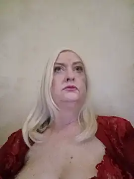 Julia20X online show from 05/23/26, 09:35