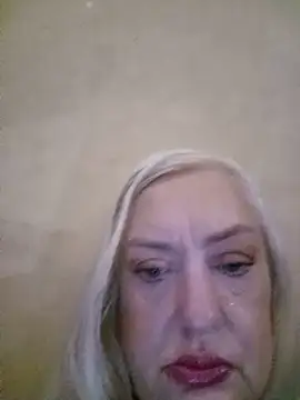 Julia20X online show from 06/30/26, 08:59
